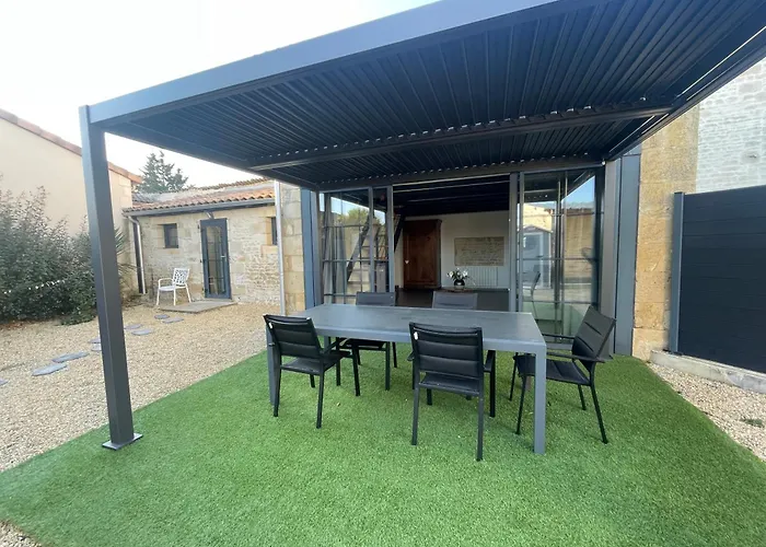 Maison chaleureuse avec parking sur place
